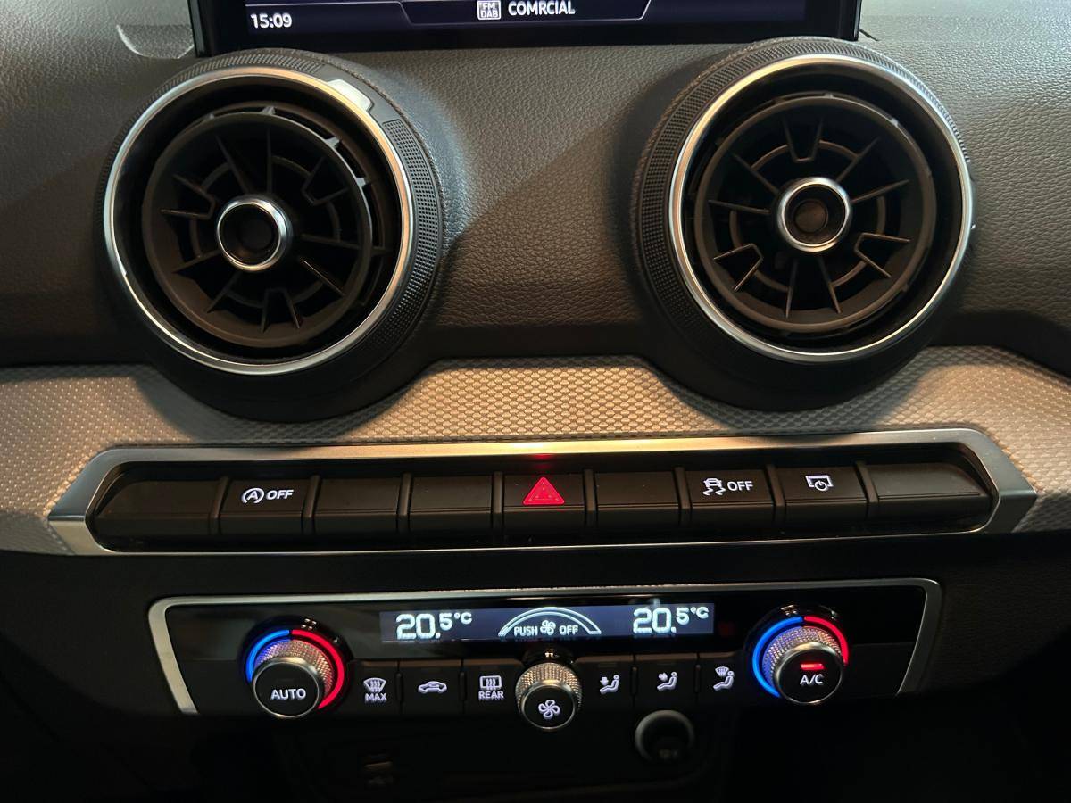 audi-q2-2024-gasolina-999cc