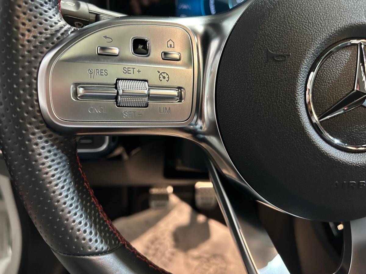 mercedes-benz-classe-a-2023-gasolina-1332cc