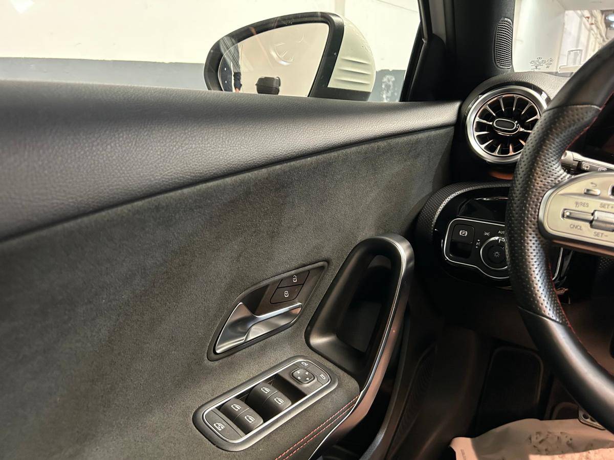 mercedes-benz-classe-a-2023-gasolina-1332cc