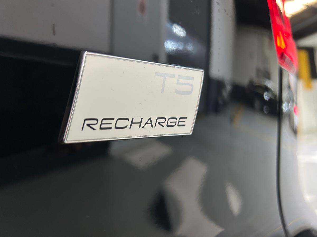volvo-xc40-2021-hibrido-a-gasolina-1477cc