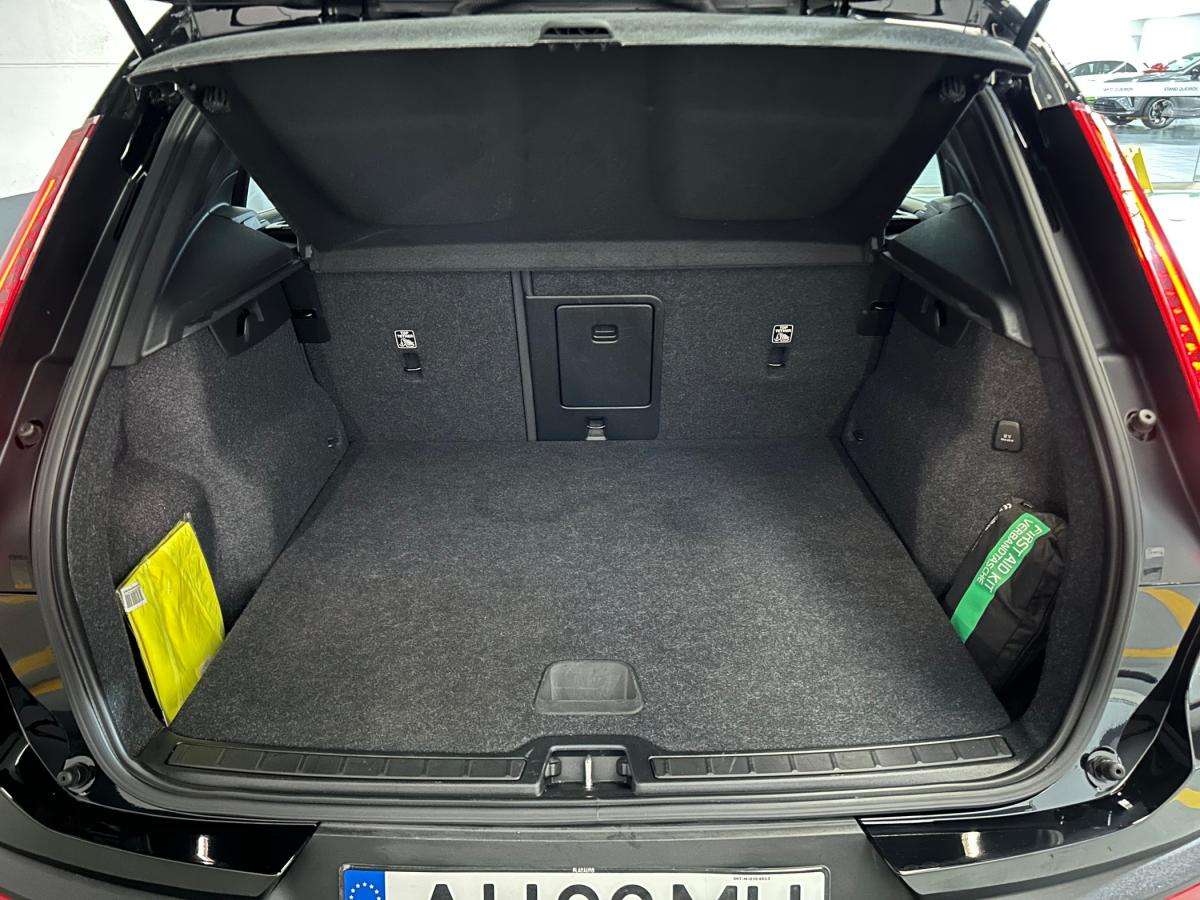 volvo-xc40-2021-hibrido-a-gasolina-1477cc