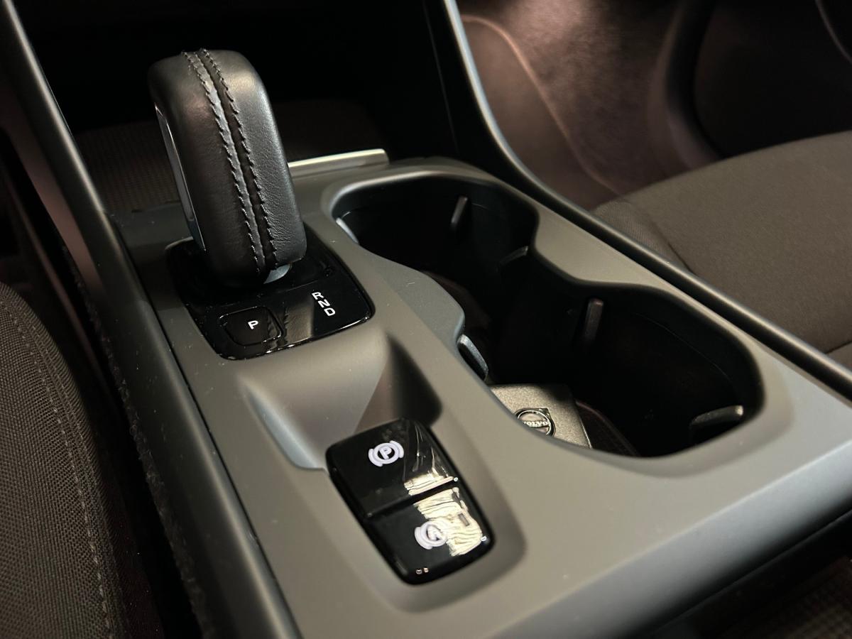 volvo-xc40-2021-hibrido-a-gasolina-1477cc