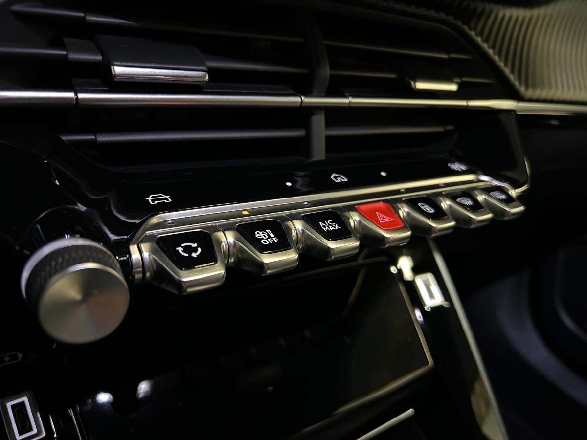 peugeot-2008-2025-gasolina-1199cc