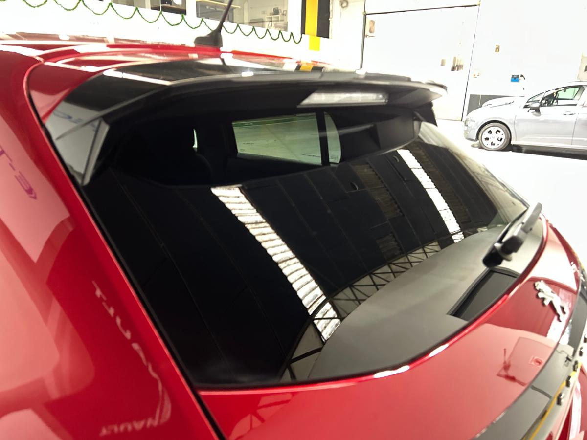 peugeot-208-2023-gasolina-1199cc