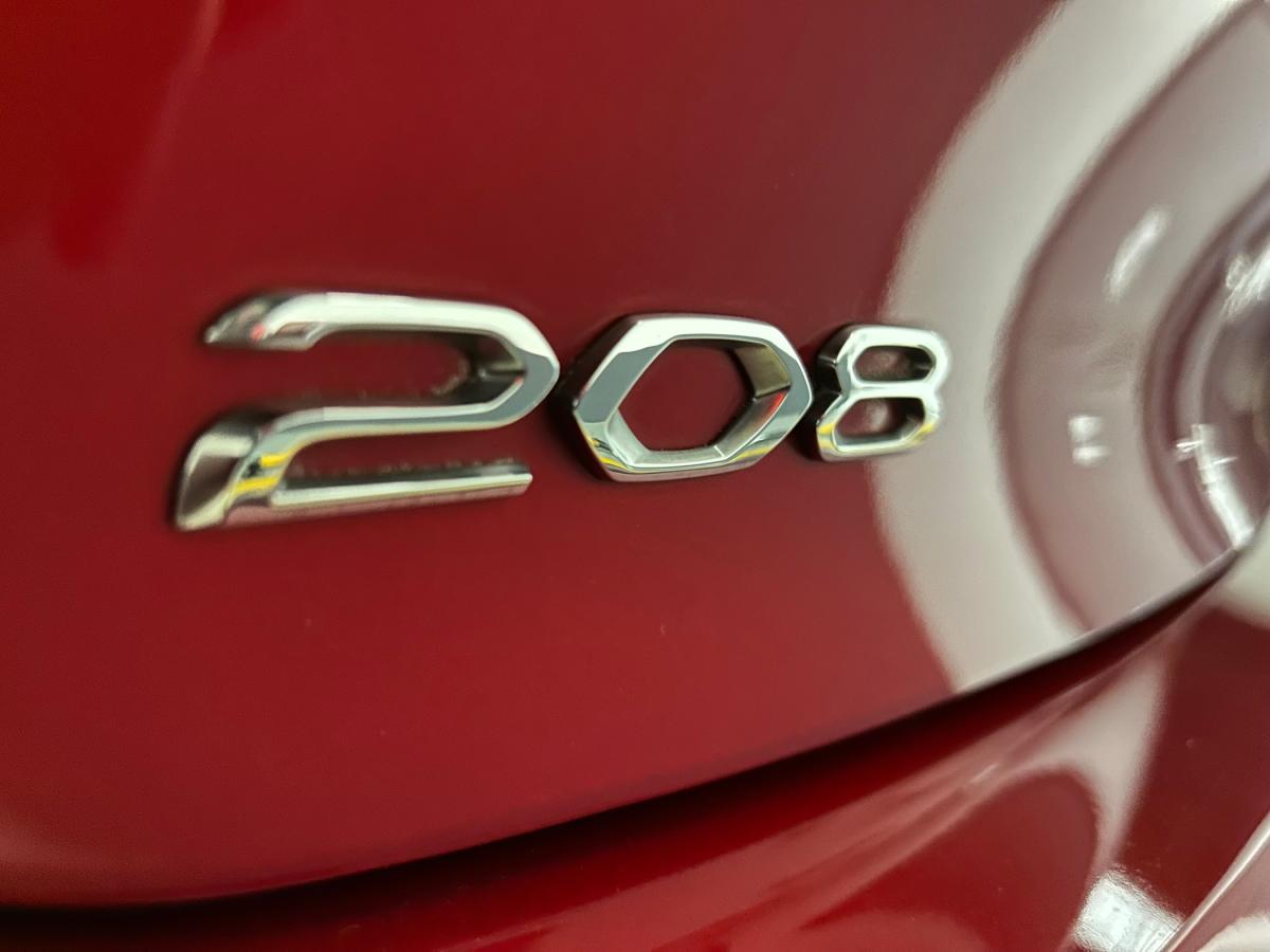 peugeot-208-2023-gasolina-1199cc