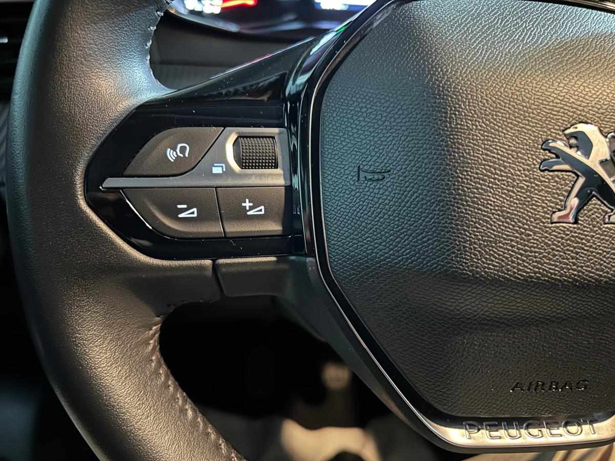 peugeot-208-2023-gasolina-1199cc