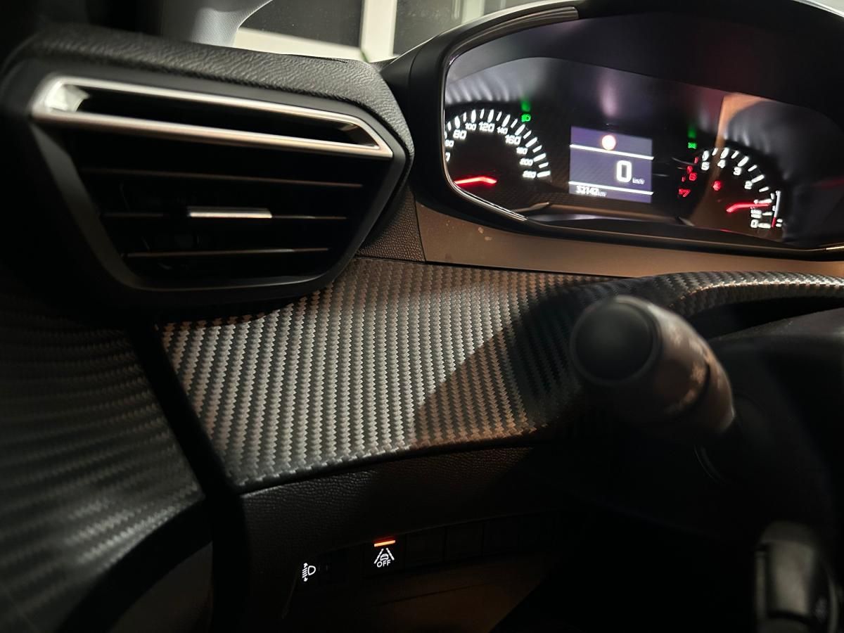 peugeot-208-2023-gasolina-1199cc