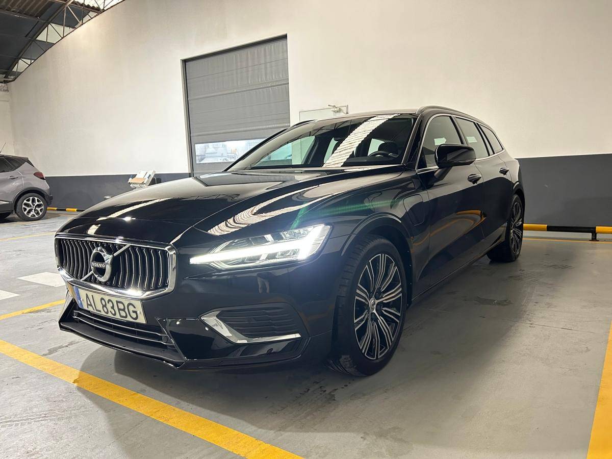 volvo-v60-2021-hibrido-a-gasolina-1969cc