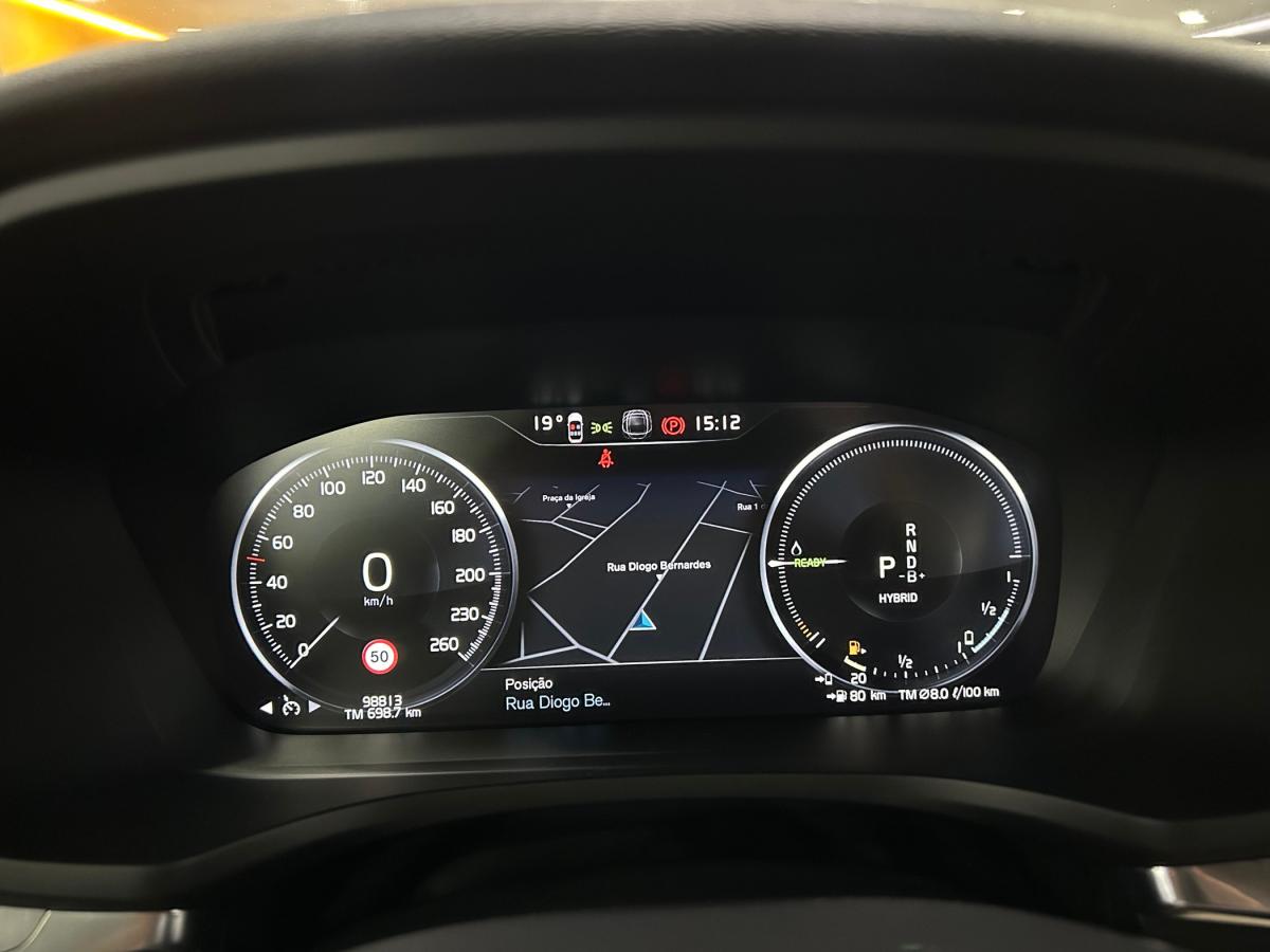 volvo-v60-2021-hibrido-a-gasolina-1969cc