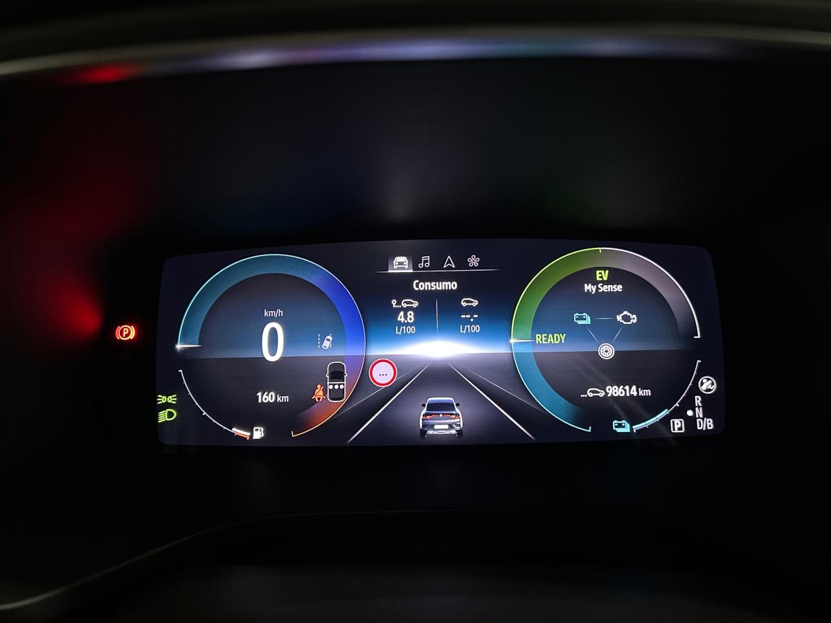 renault-arkana-2022-hibrido-a-gasolina-1598cc