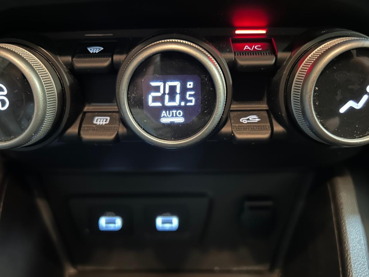 dacia-duster-2023-gpl-999cc