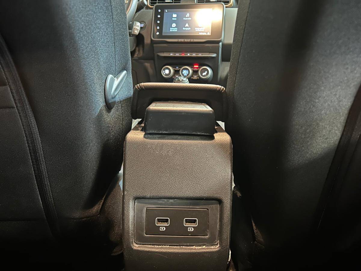 dacia-duster-2023-gpl-999cc