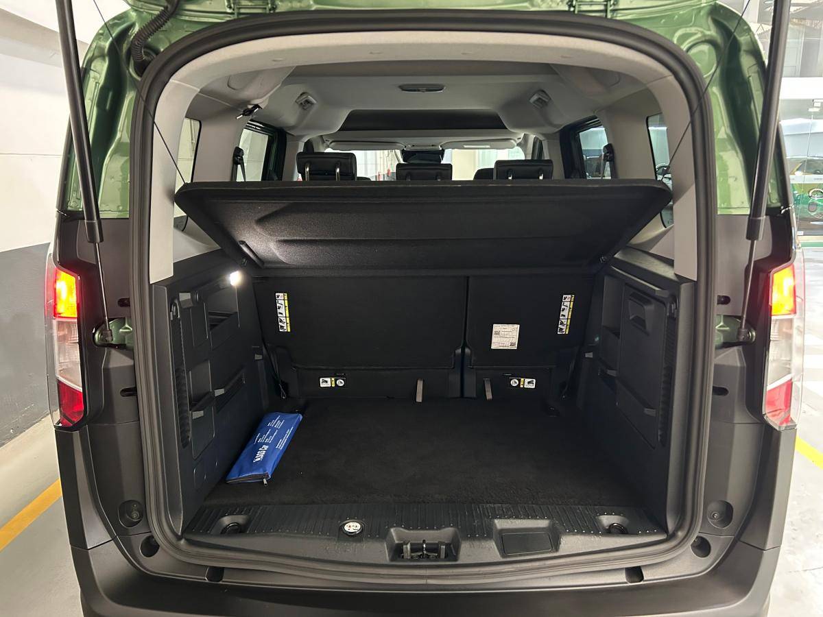 ford-tourneo-courier-2024-gasolina-998cc