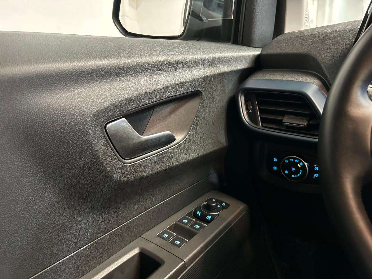 ford-tourneo-courier-2024-gasolina-998cc