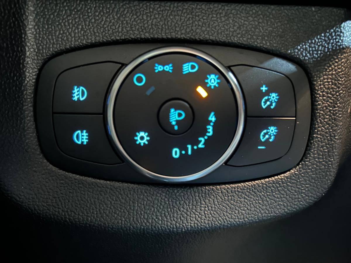 ford-tourneo-courier-2024-gasolina-998cc