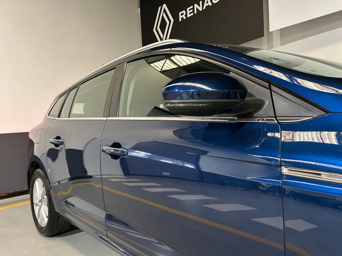 renault-megane-sport-tourer-2018-diesel-1461cc