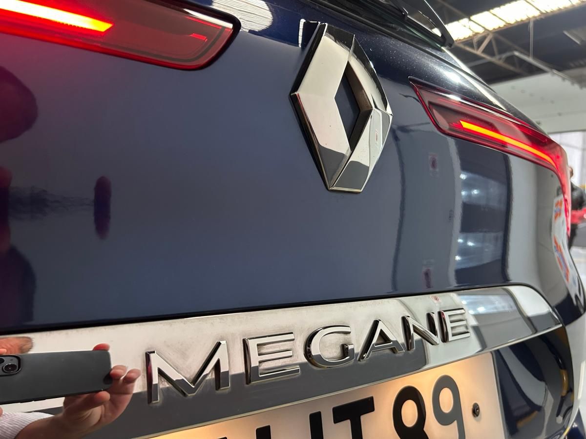 renault-megane-sport-tourer-2018-diesel-1461cc