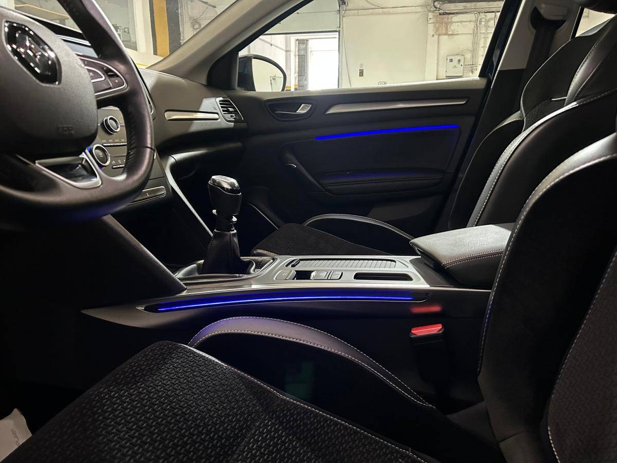 renault-megane-sport-tourer-2018-diesel-1461cc