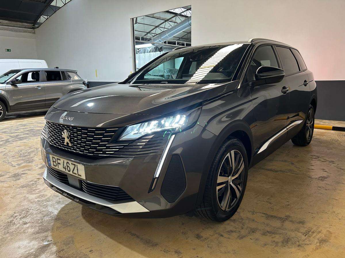 peugeot-5008-2023-diesel-1499cc
