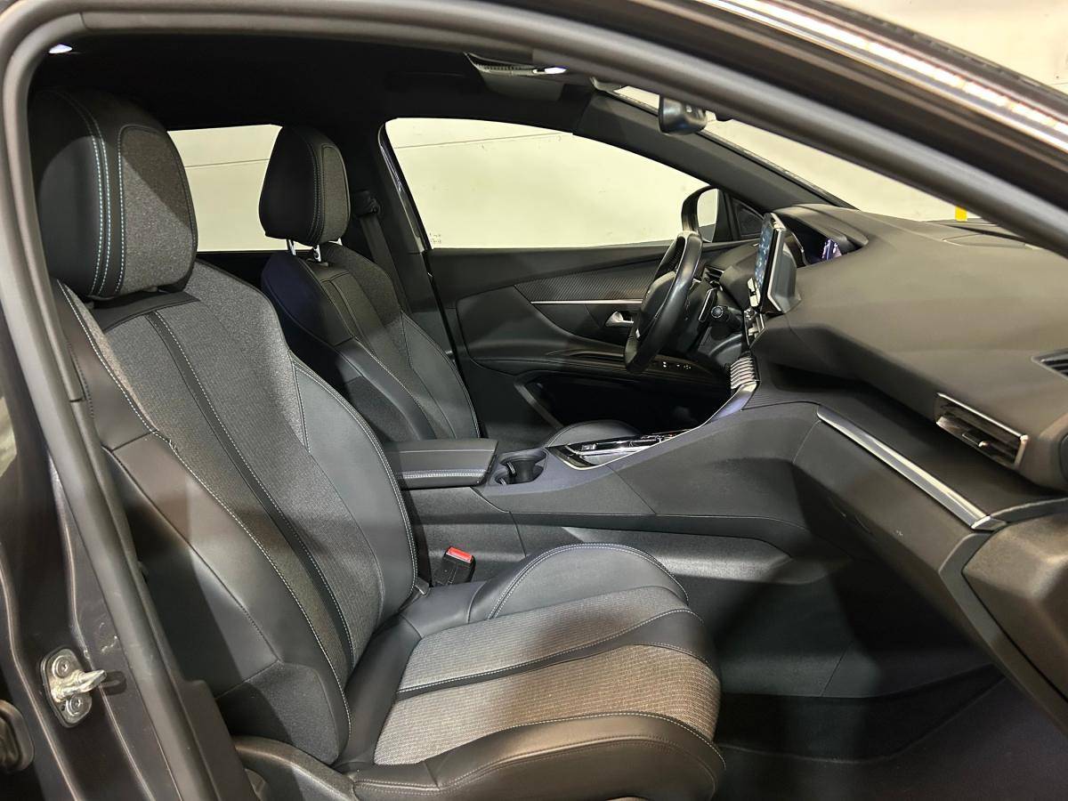 peugeot-5008-2023-diesel-1499cc