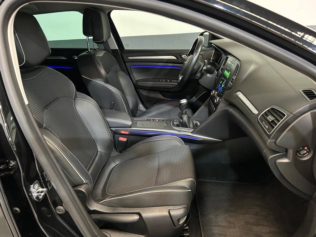 renault-megane-sport-tourer-2019-gasolina-1332cc