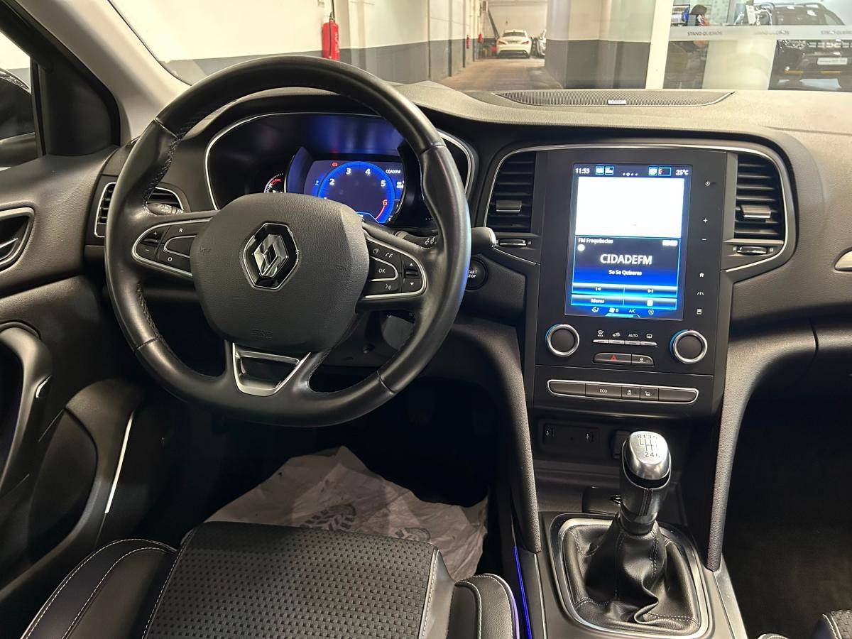renault-megane-sport-tourer-2019-gasolina-1332cc