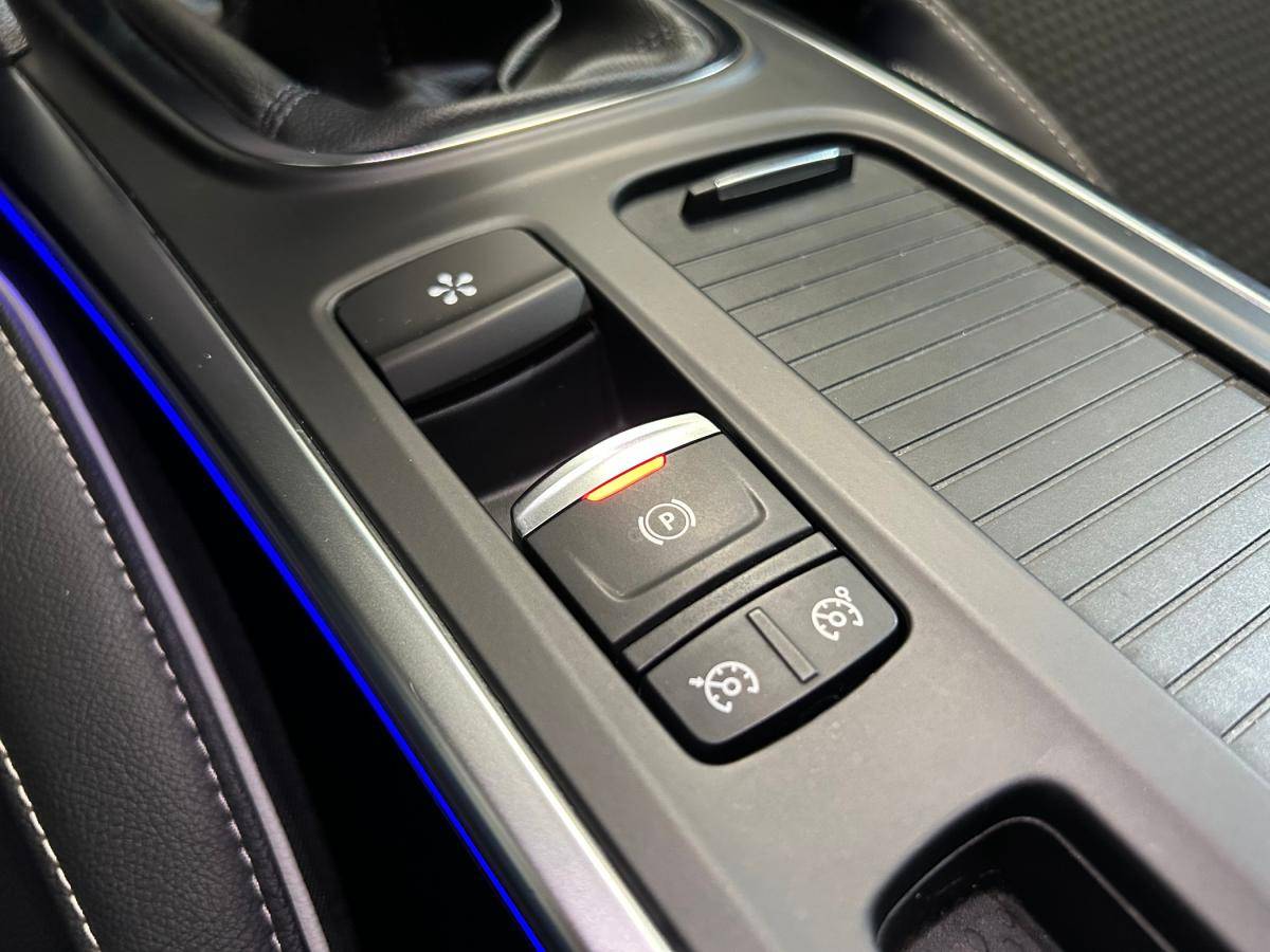 renault-megane-sport-tourer-2019-gasolina-1332cc