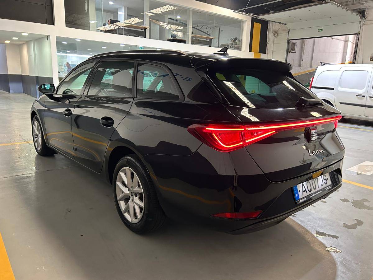 seat-leon-st-2022-gasolina-999cc