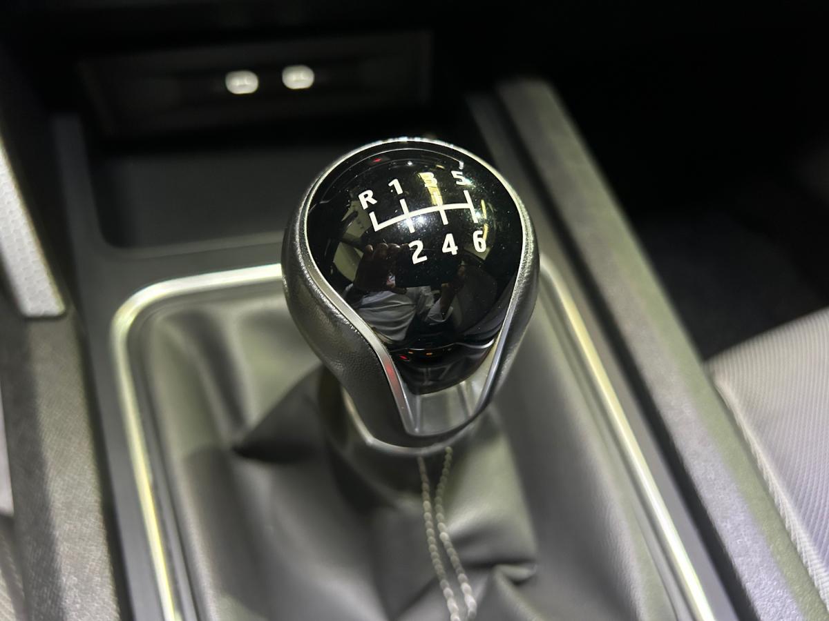 seat-leon-st-2022-gasolina-999cc