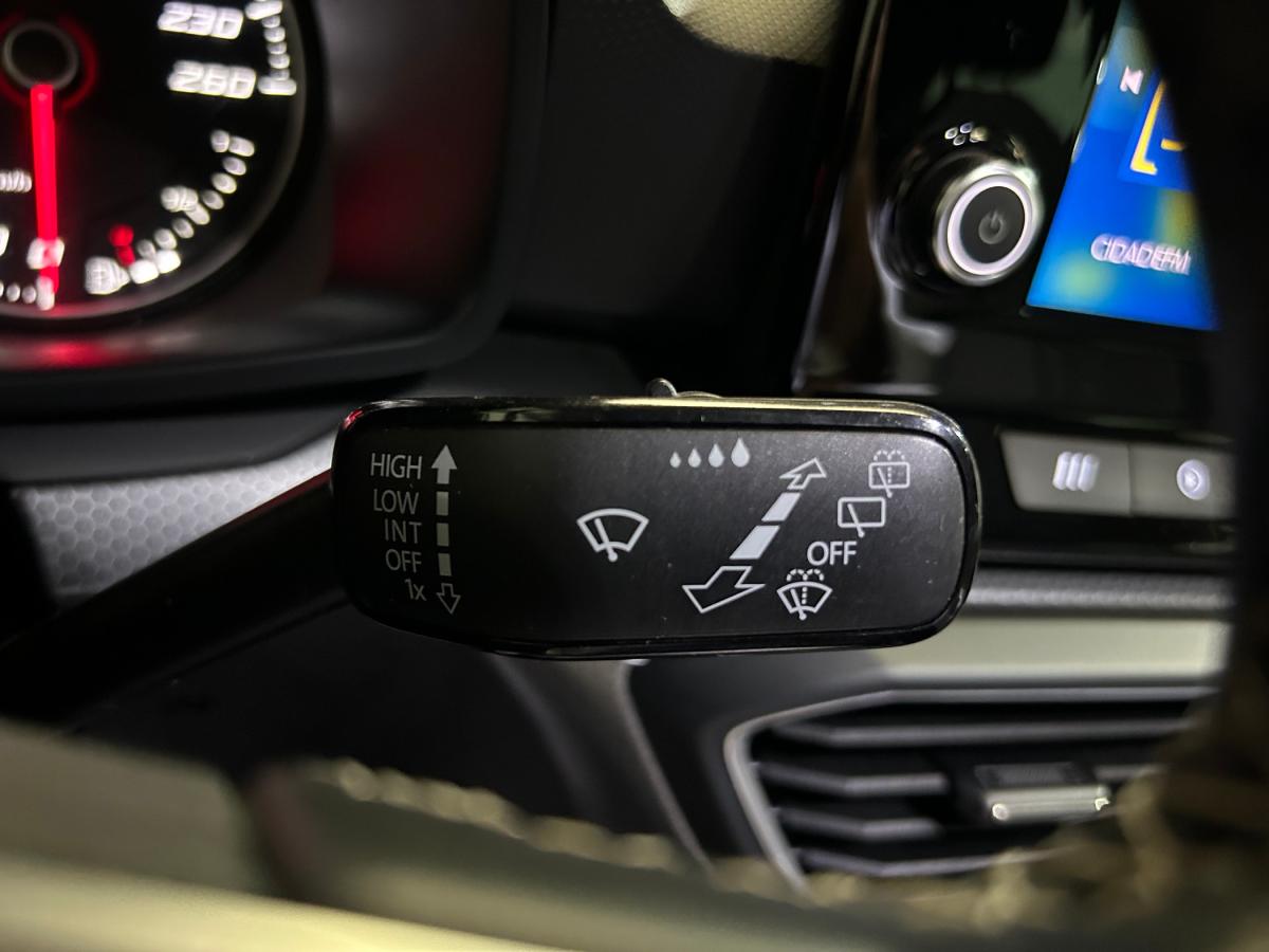 seat-leon-st-2022-gasolina-999cc