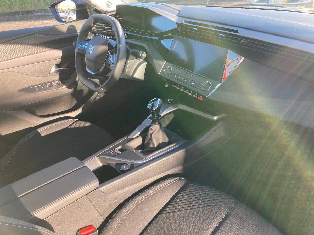 peugeot-308-sw-2023-gasolina-1199cc