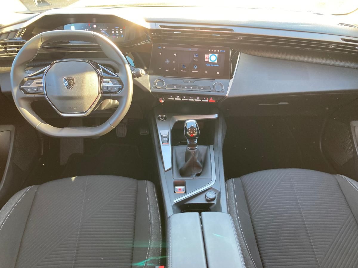 peugeot-308-sw-2023-gasolina-1199cc