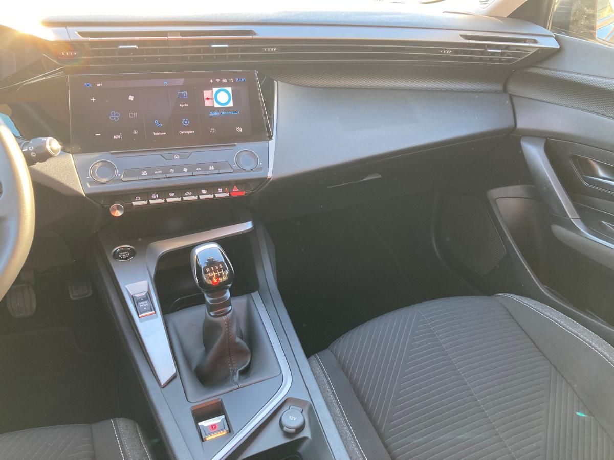 peugeot-308-sw-2023-gasolina-1199cc