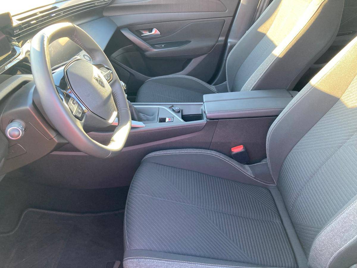 peugeot-308-sw-2023-gasolina-1199cc