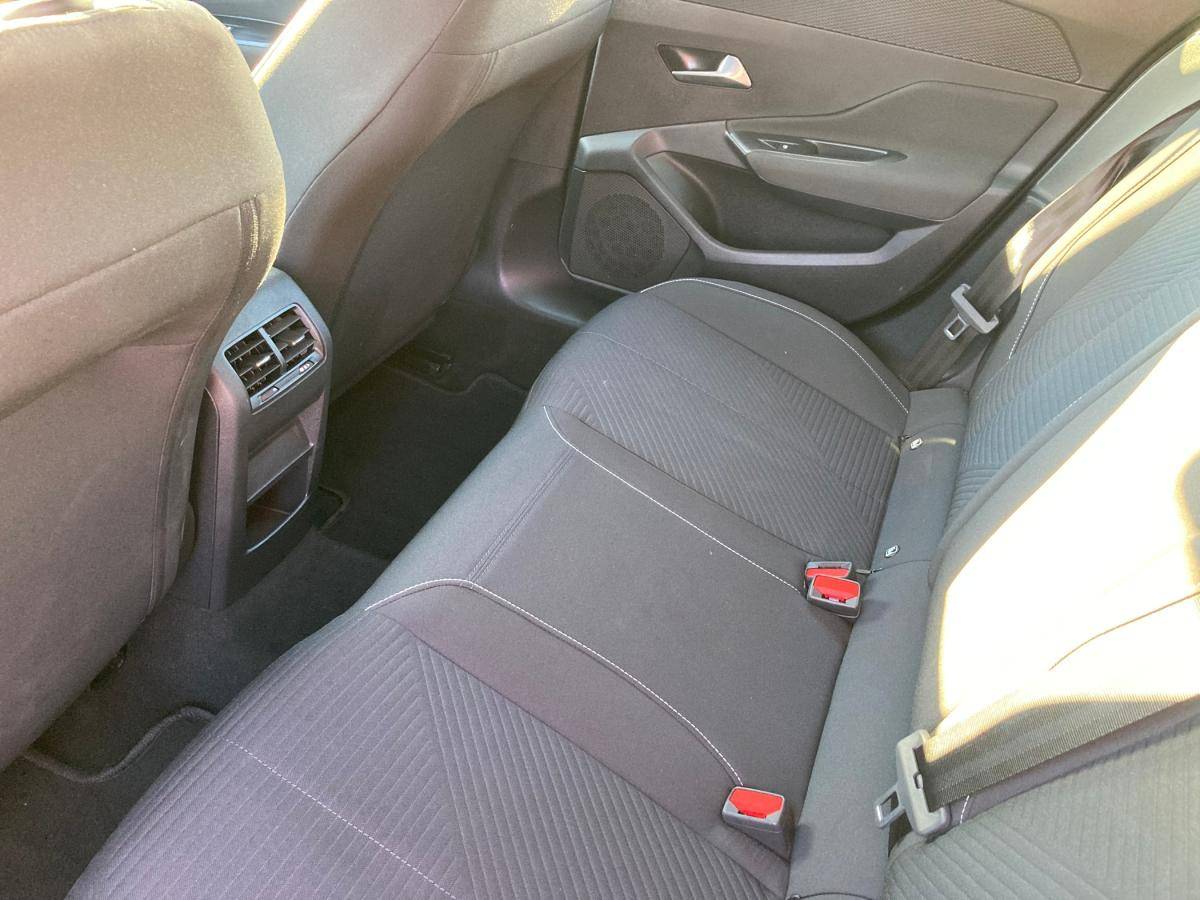 peugeot-308-sw-2023-gasolina-1199cc