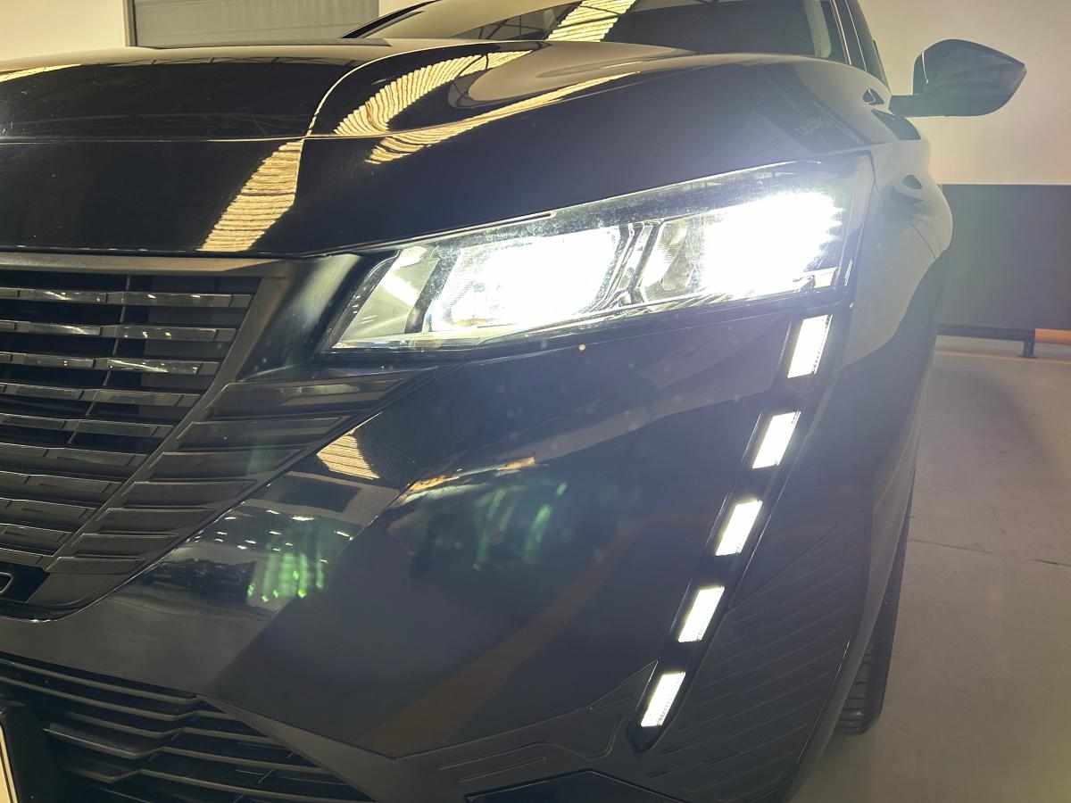 peugeot-308-sw-2023-gasolina-1199cc