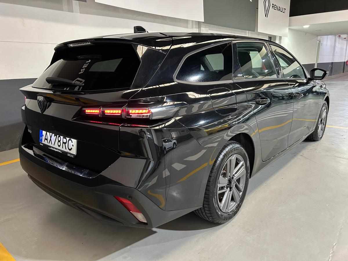 peugeot-308-sw-2023-gasolina-1199cc