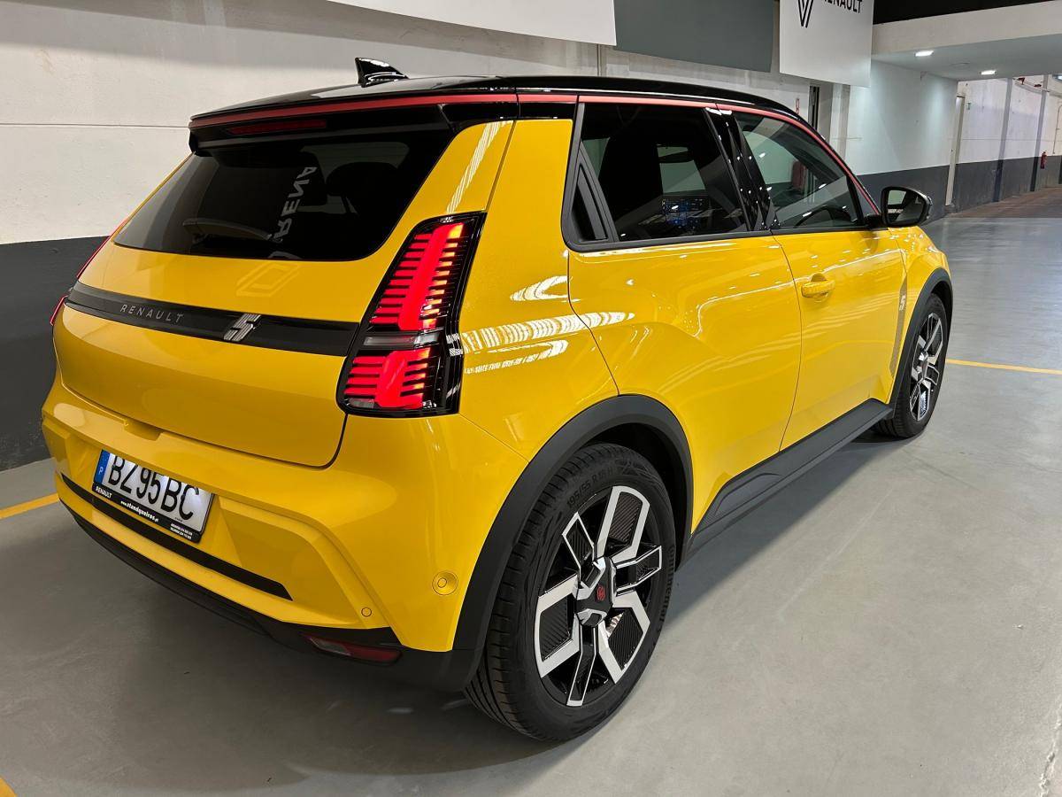 renault-5-e-tech-2025-eletrico-500cc
