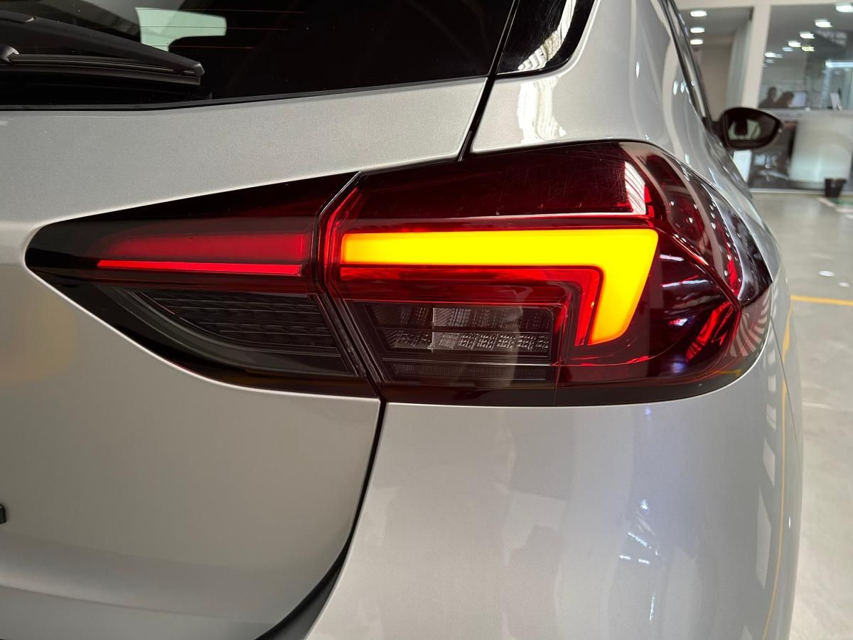 opel-corsa-2025-gasolina-1199cc