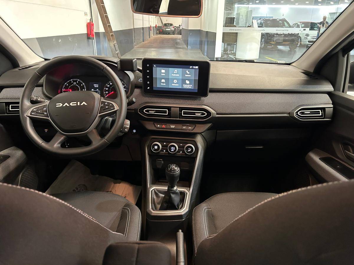 dacia-sandero-2024-gasolina-999cc