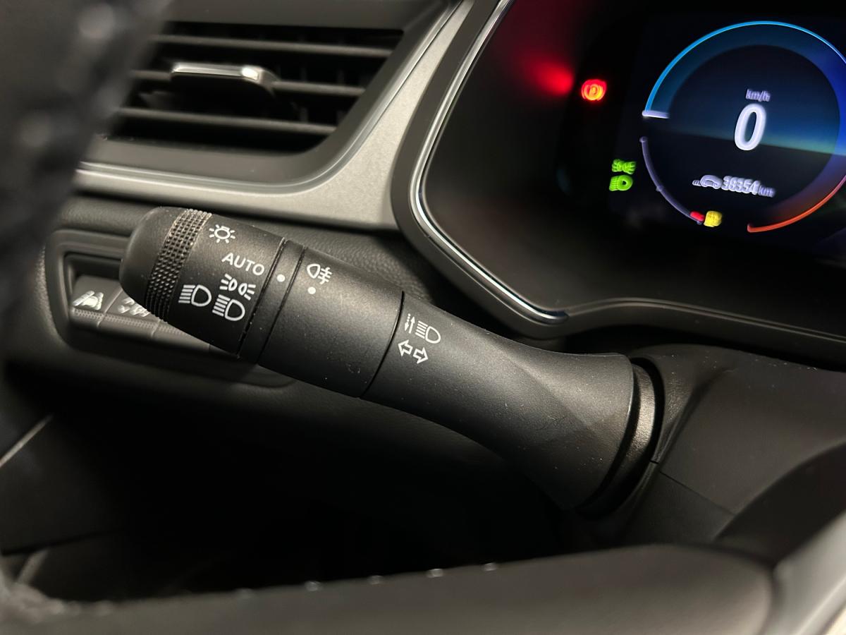 renault-captur-2022-hibrido-a-gasolina-1598cc