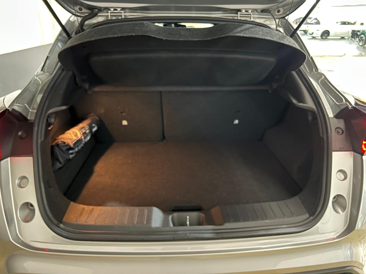 nissan-juke-2023-hibrido-a-gasolina-1598cc