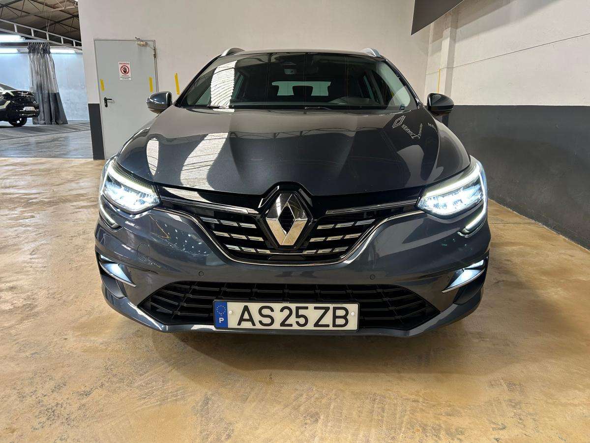 renault-megane-sport-tourer-2022-diesel-1461cc