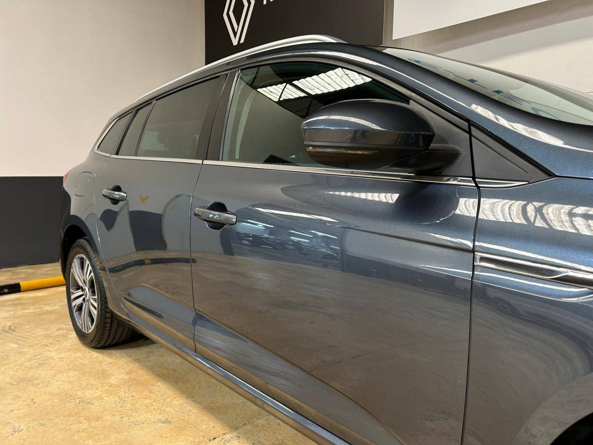 renault-megane-sport-tourer-2022-diesel-1461cc