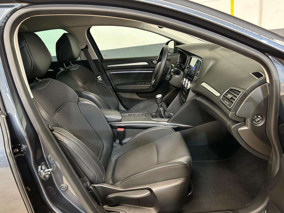 renault-megane-sport-tourer-2022-diesel-1461cc