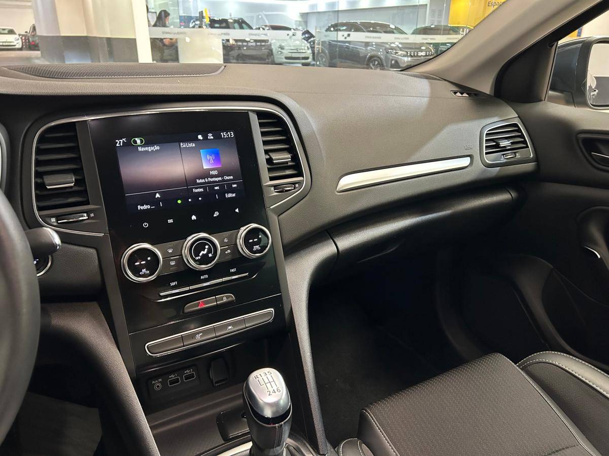 renault-megane-sport-tourer-2022-diesel-1461cc