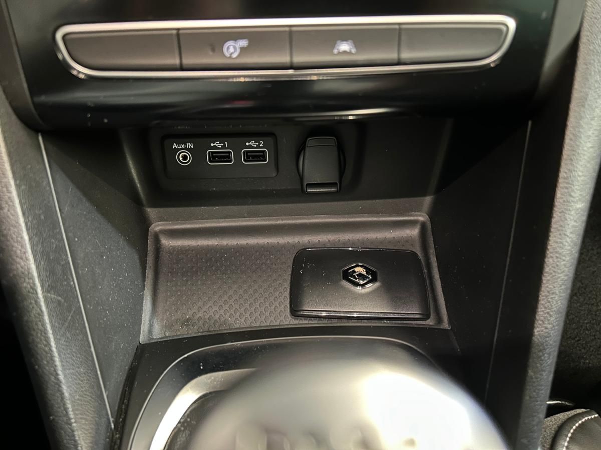 renault-megane-sport-tourer-2022-diesel-1461cc