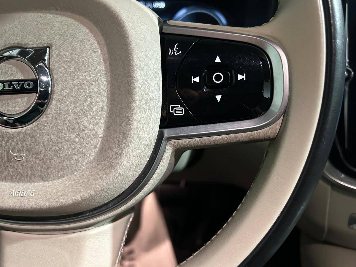 volvo-v60-2021-hibrido-a-gasolina-1969cc