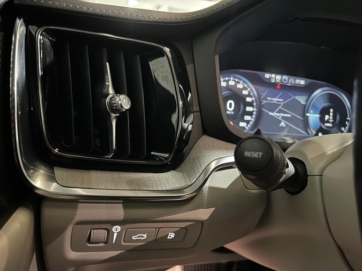 volvo-v60-2021-hibrido-a-gasolina-1969cc