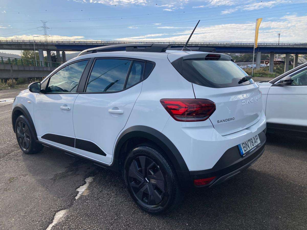 dacia-sandero-2024-gpl-999cc